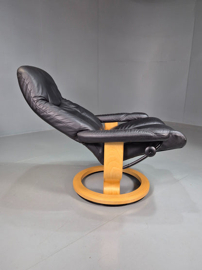 Vintage Stressless Ekornes Swivel and Recline Chair Black Leather Blonde EB07415