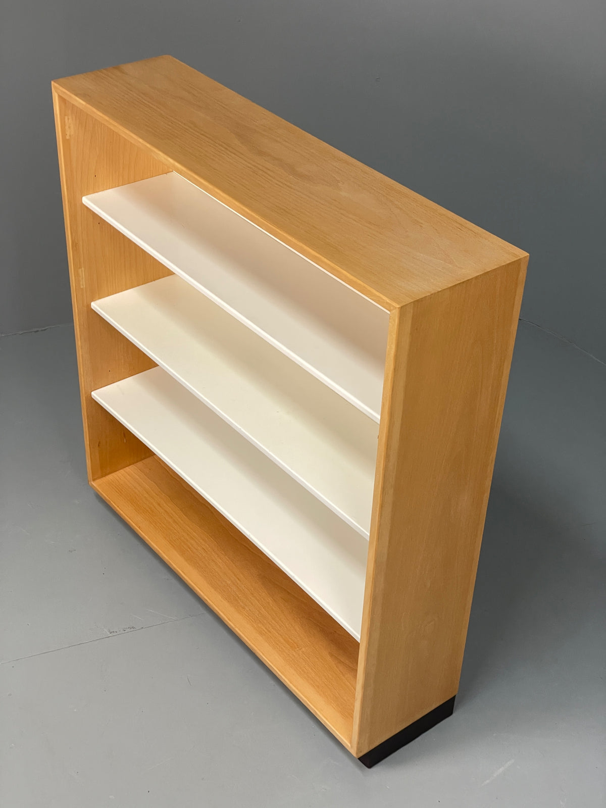 Vintage 1980s Beech Bookcase White Vinyl Base Adjustable Shelving Retro EB13170