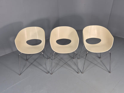 3 Vintage Orbit Chairs Moulded Plastic and Chrome Modern Design EB12131
