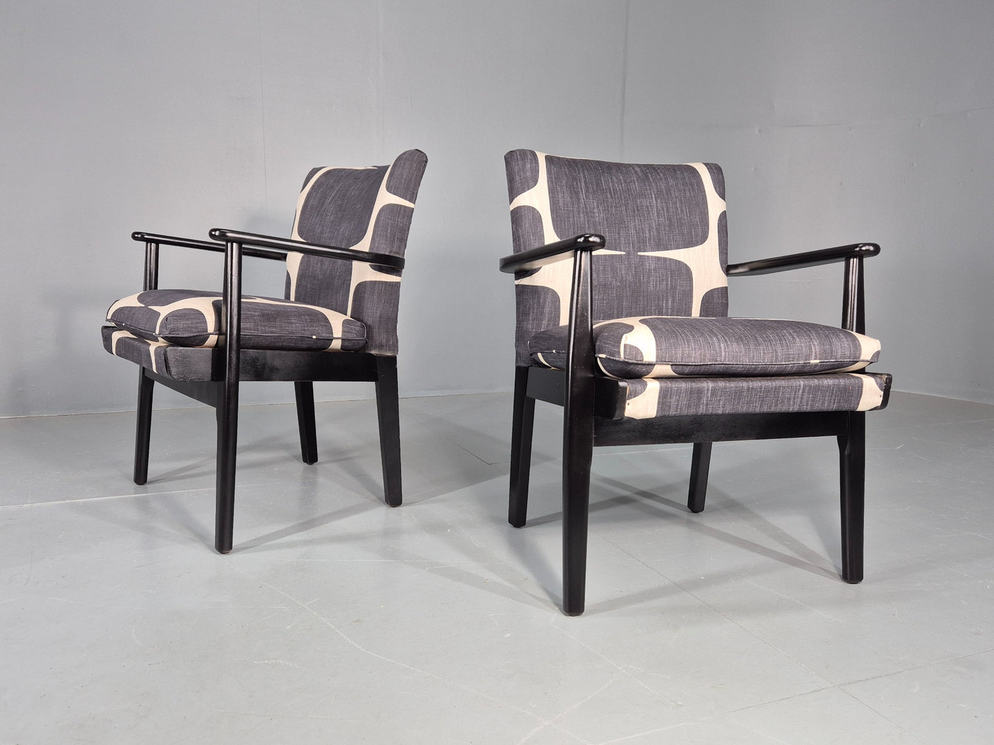2 Vintage 1960s Lounge Chairs Parker Knoll New Upholstery EB11847