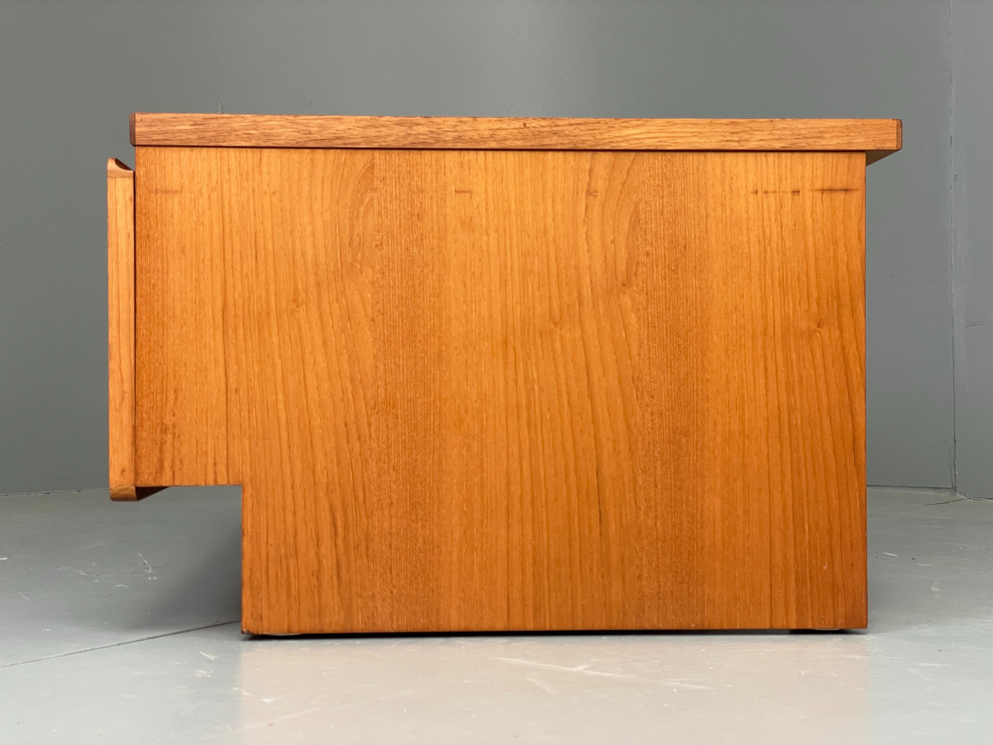 Vintage Teak Drawer TV Unit By Beaver & Tapley 1980s Retro EB12824