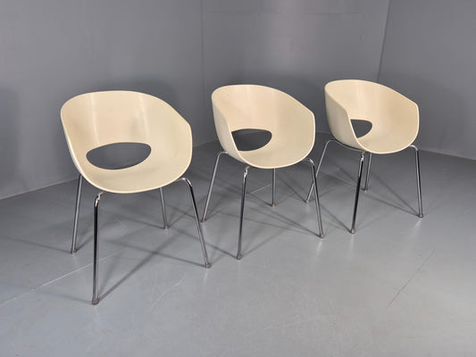 3 Vintage Orbit Chairs Moulded Plastic and Chrome Modern Design EB12131
