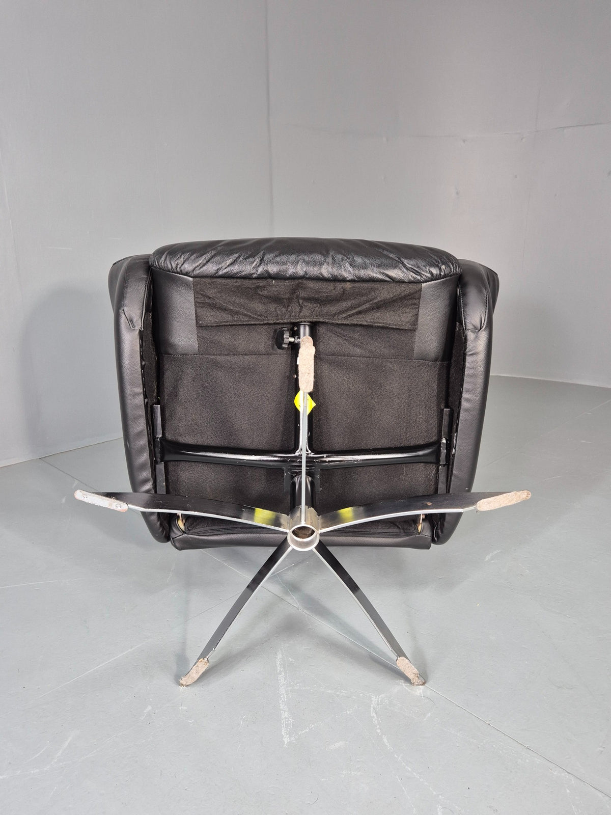 Vintage Hjort Knudsen Black Leather and Chrome Swivel Lounge Chair Retro EB13083