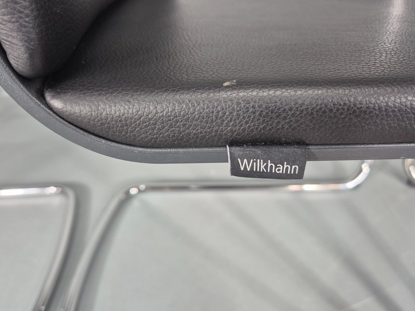 5 Vintage Stacking Chairs Wilkhahn Chrome Cantilever Frames Leather EB12239