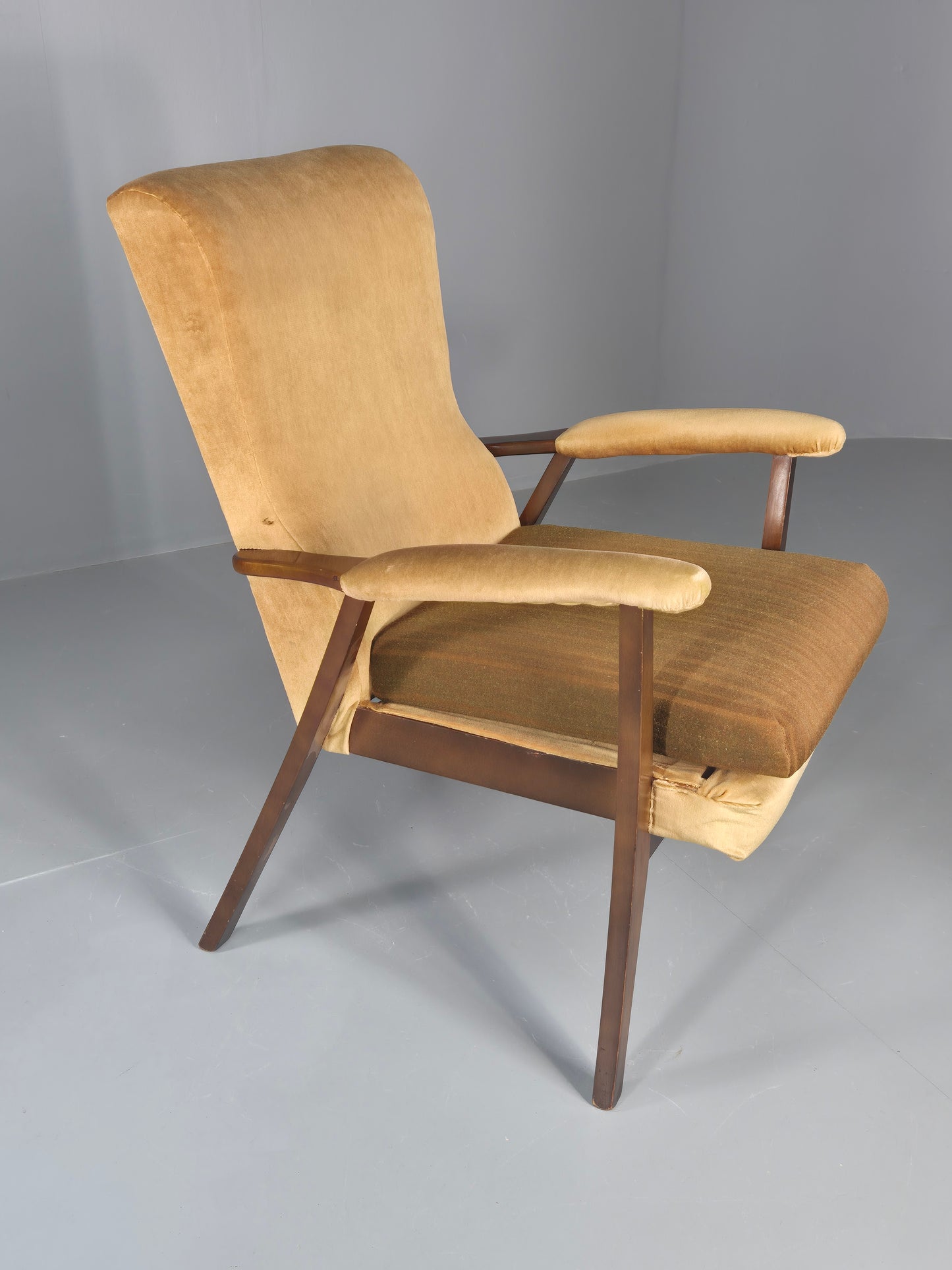 Vintage 1960s Lounge Chair Hardwood Frame with High Back Retro MCM EB11827