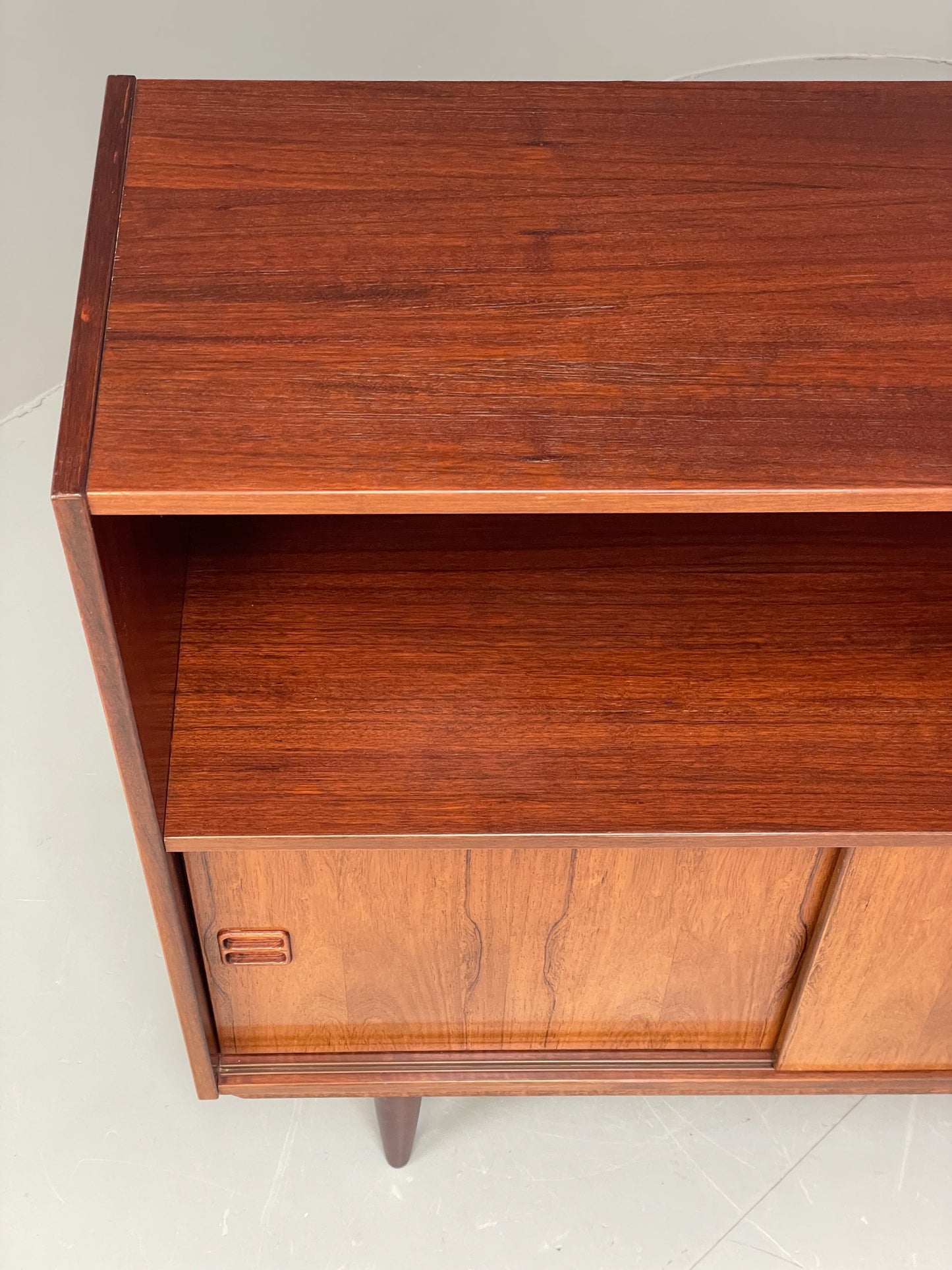 Vintage Danish 1960s Bookcase Cabinet Darkwood Sliding Mid Century Retro EB11992