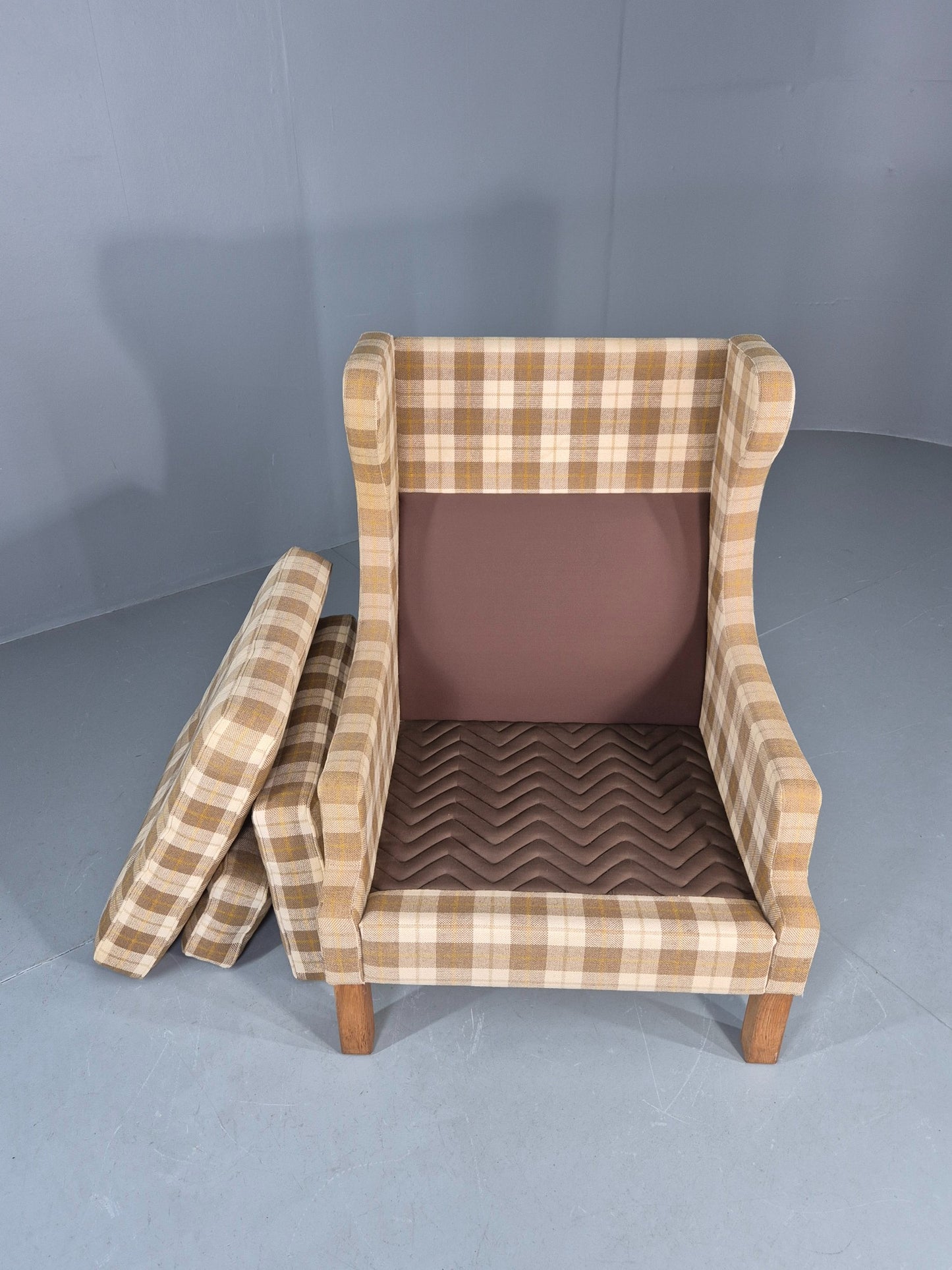 Vintage Mid Century Wing Back Lounge Chair Danish Design Retro EB12398