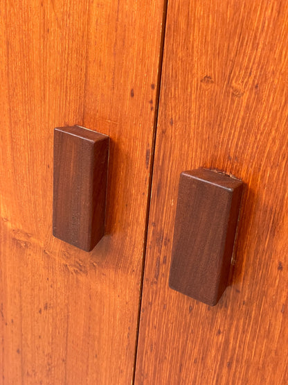 Vintage Teak Sideboard 1970s Retro Midcentury Shelving Chunky Handles EB12879