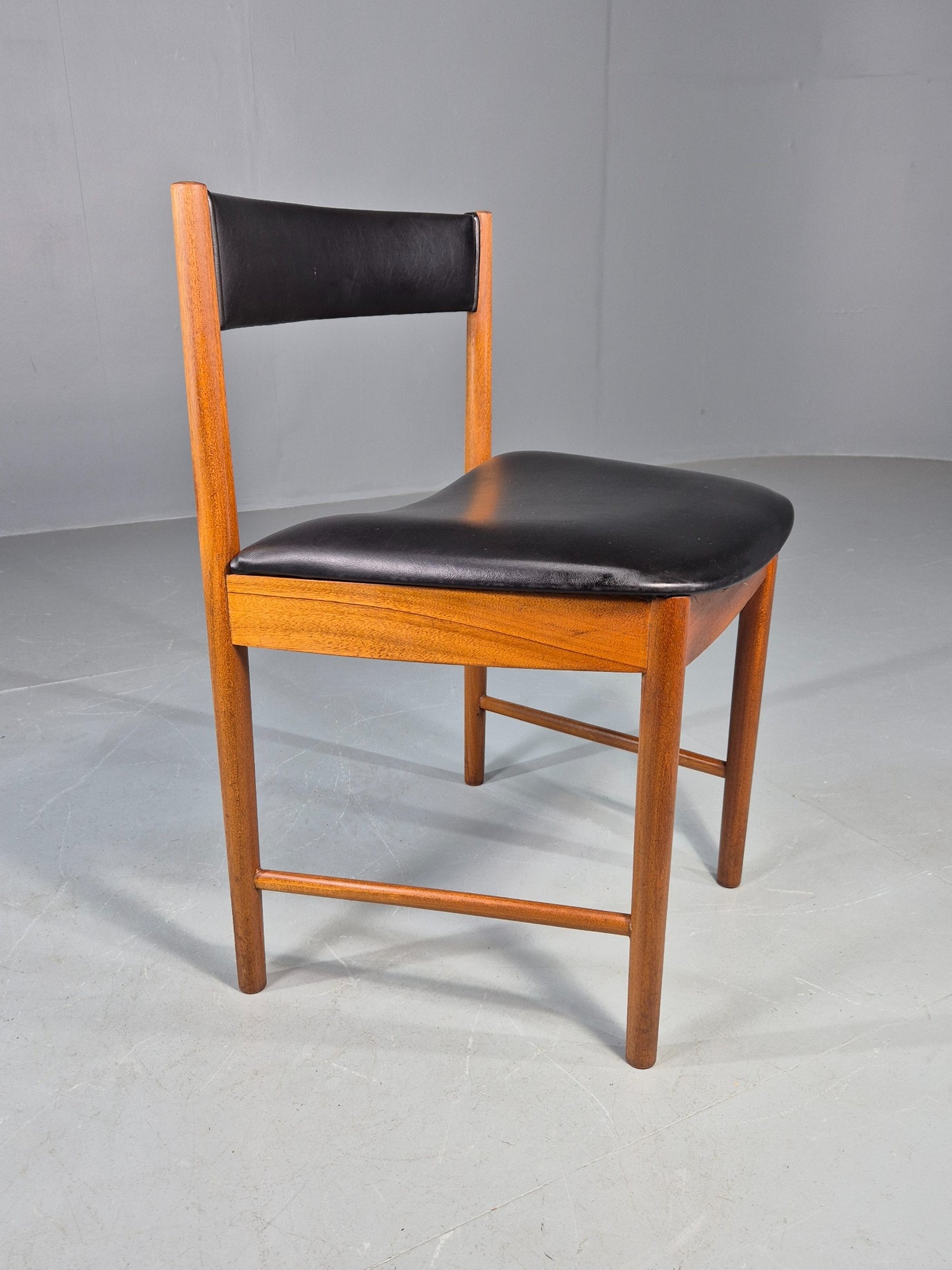Vintage McIntosh Single Dining Chair Teak Vinyl Roundette Model Retro EB12180