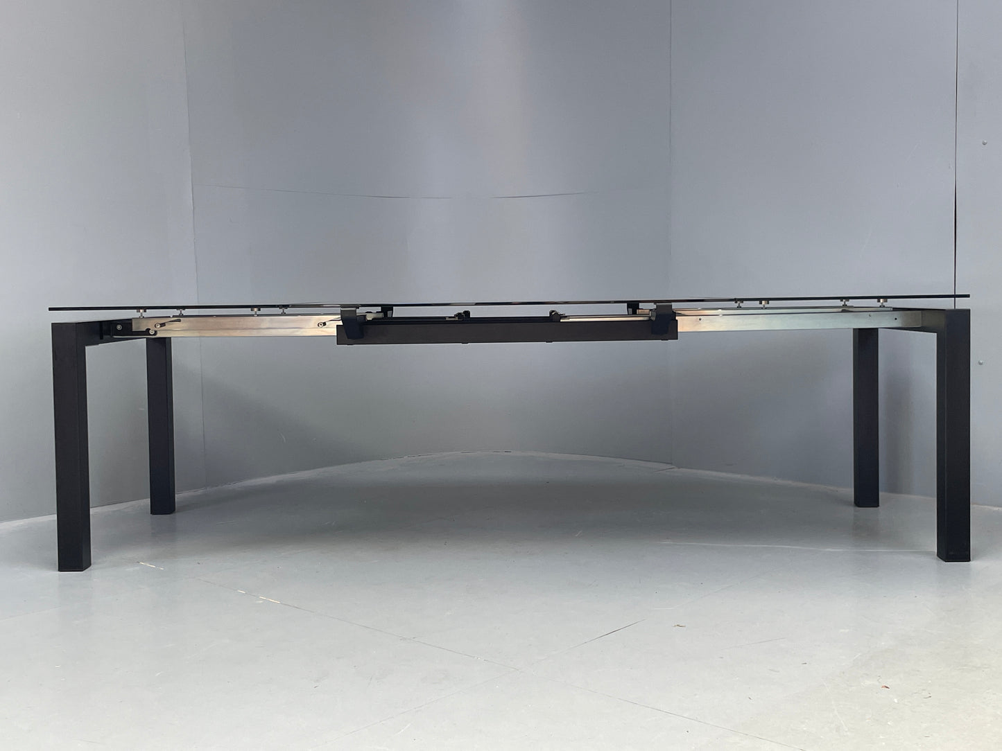 Calligaris Glass Dining Table Modern Italian Extending Steel 'Airport' EB12497