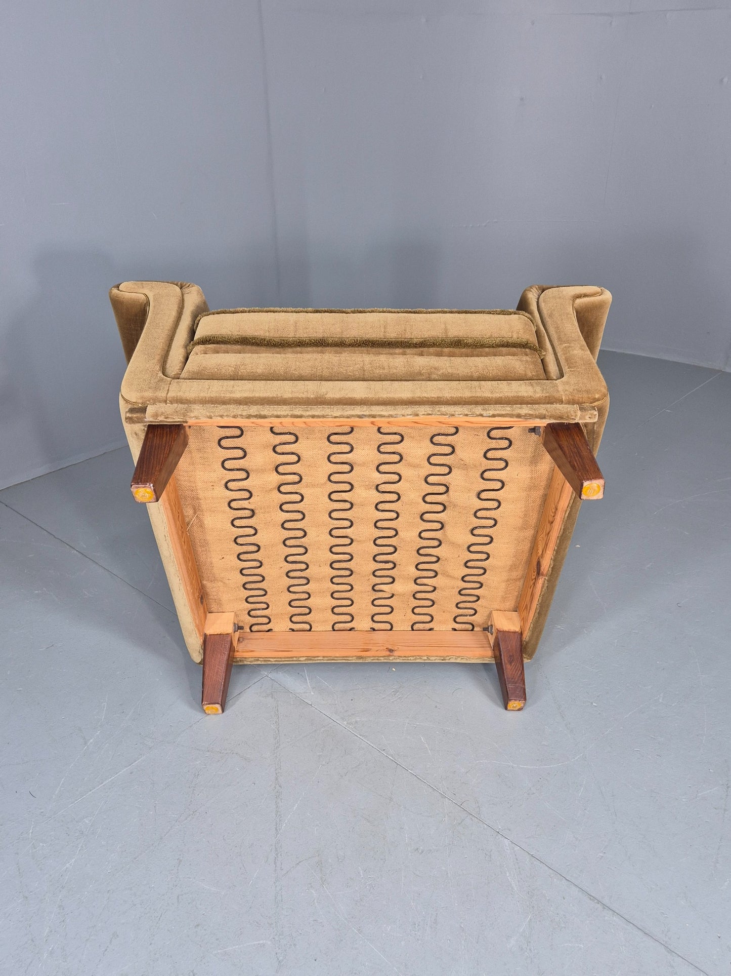 Vintage Mid Century Lounge Chair Danish Design 1960s Retro Low Back EB12682