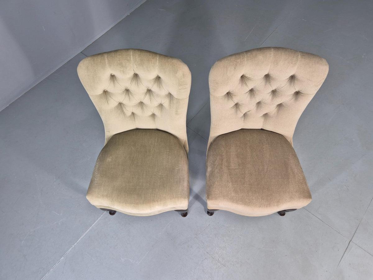 2 Vintage Cocktail Chairs Cabriole Leg light Green Retro EB13133