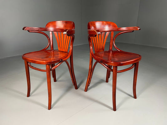2 Thonet Style Bistro Chairs Mahogany Coloured Vintage EB06523