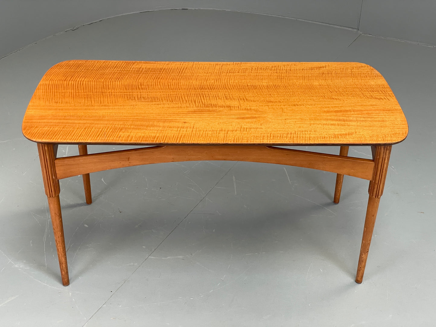 Vintage 1940s Coffee Table Swedish Flamed Mahogany Carved Legs EB11965