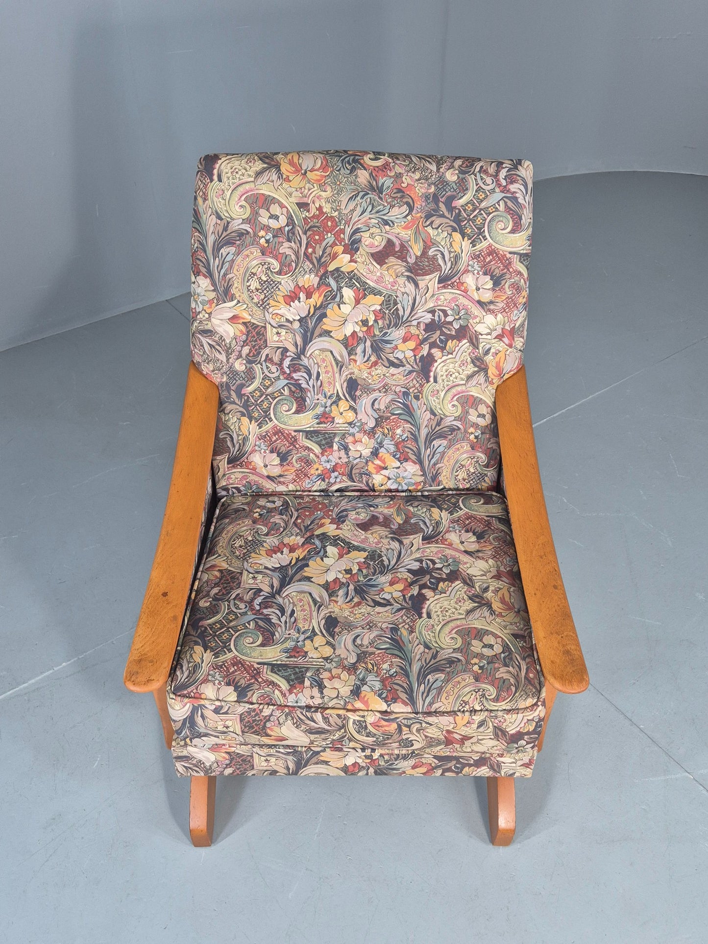 Vintage Mid Century Rocking Chair Floral Print Synthetic Fabric 1970s EB12920