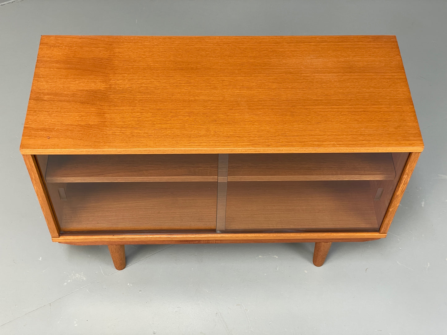 Vintage 1970s Teak Cabinet Glass Sliding Door Retro Mid Century Shelving EB12932