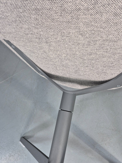 Vintage Swivel Tub Chair Hitch Mylius Modern Design Retro Cream  EB12842