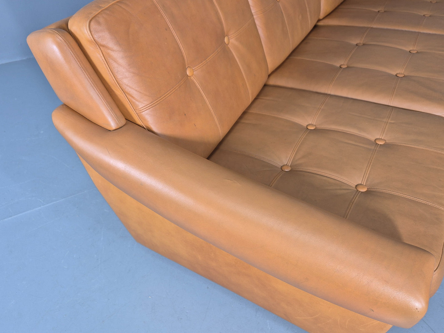 Vintage 3 Seater Mid Century Sofa Tan Leather 1970s Retro Chrome Feet  EB11773