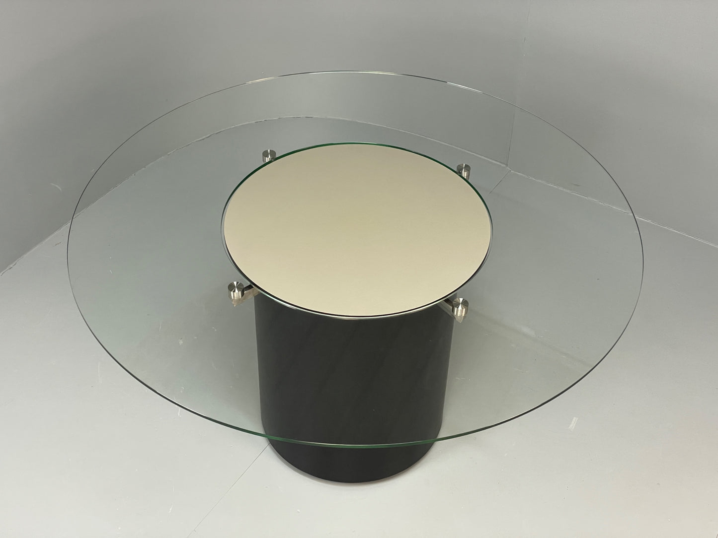 Circular Glass Dining Table By BoConcept Lazy Suzan Black Ash Modern EB12883
