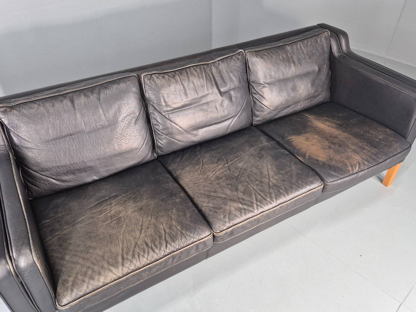 Danish Mid-Century 3-Seater Black Leather Sofa — Vintage Mogensen Style, Solid Wood Frame