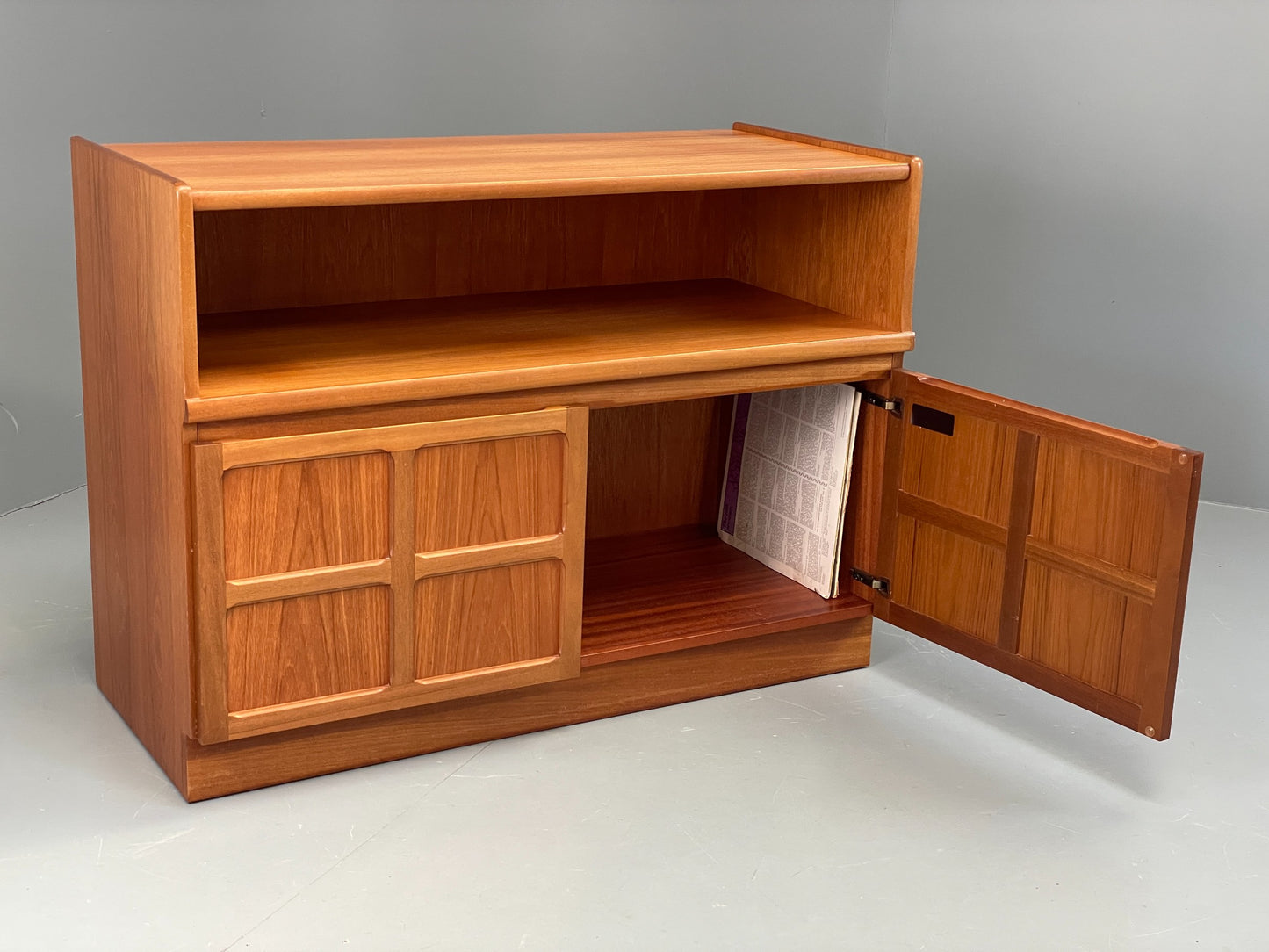Vintage Teak Media Unit Tv Nathan Squares Design Retro EB11973