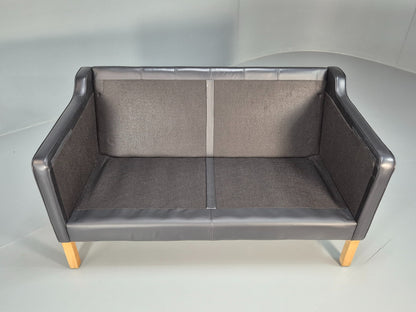 Vintage 2 Seater Sofa Black Leather 1980s Retro Mid Century Style EB08614