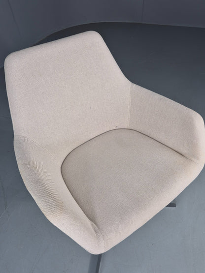 Vintage Swivel Tub Chair Hitch Mylius Modern Design Retro Cream EB12851
