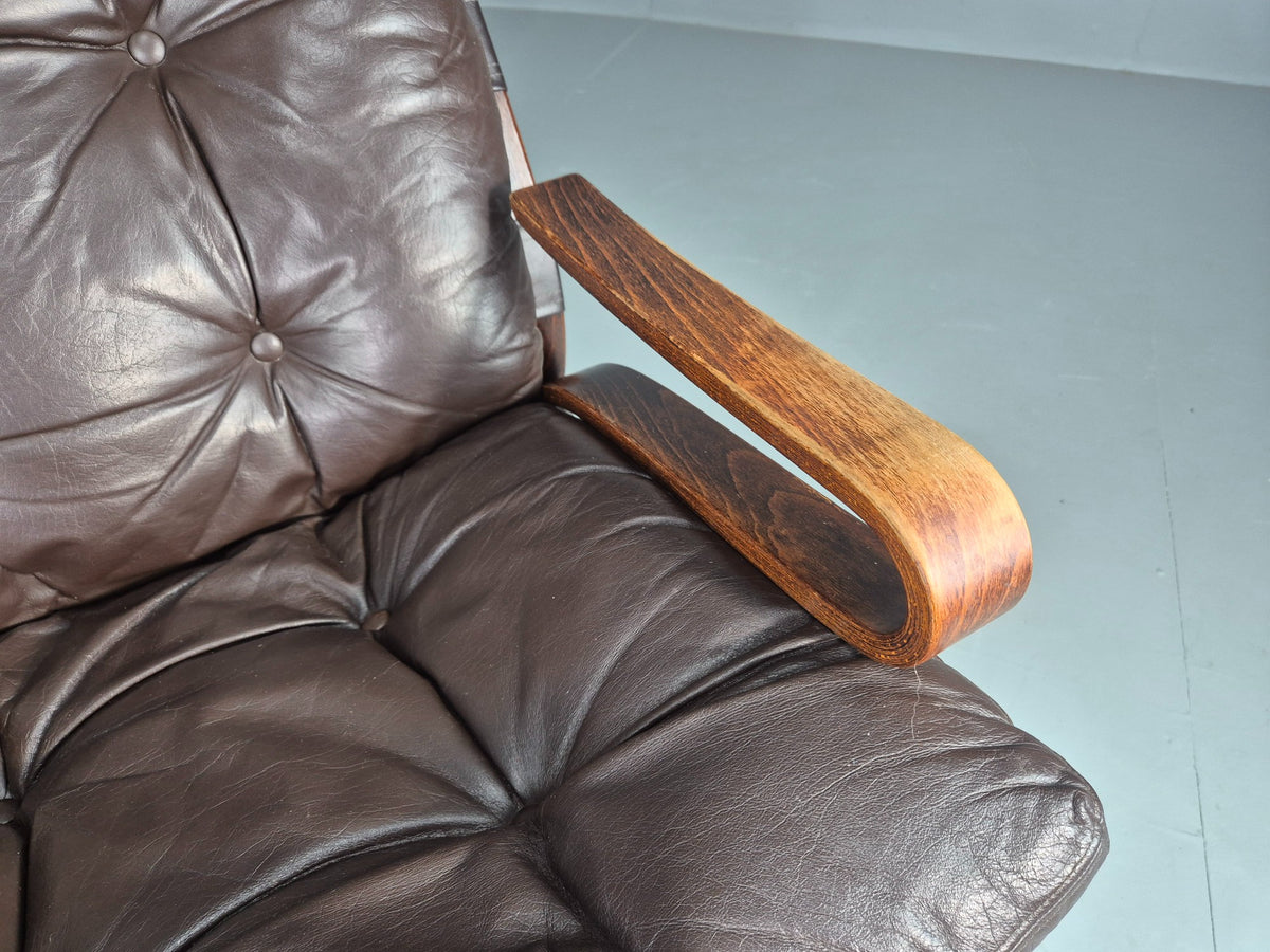 2 Vintage Skyline Leather Lounge Chairs High Back Bentwood Frame Retro EB13085