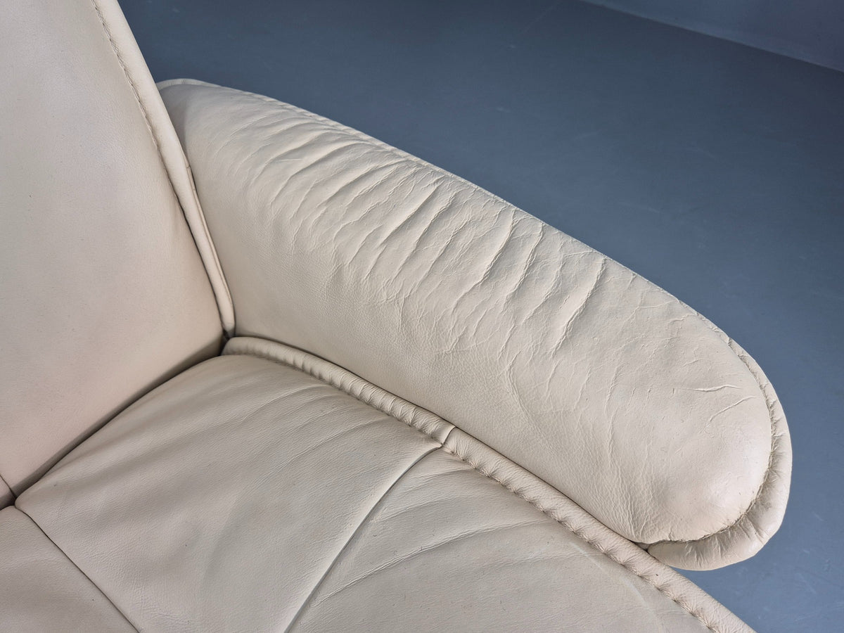 Vintage Stressless Chair and Stool Cream Leather Ekornes Original 1990s EB13078
