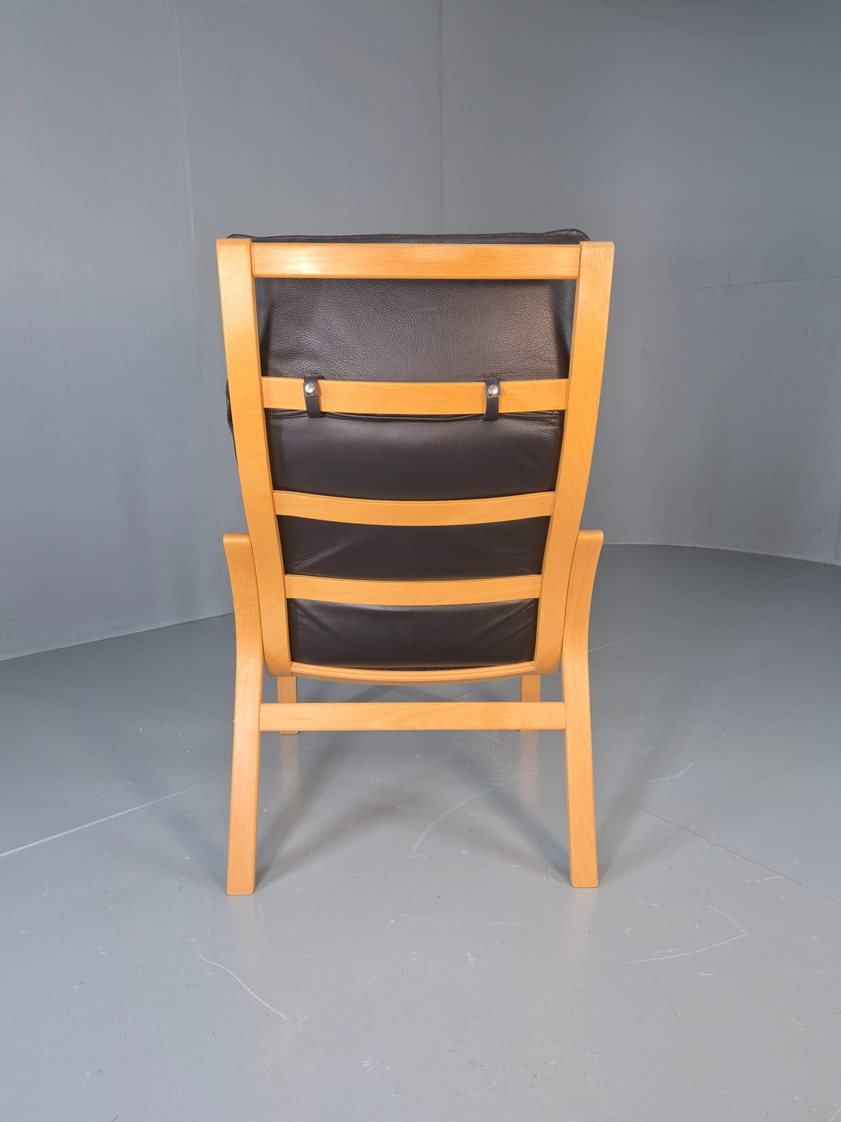 Vintage Danish Lounge Chair Leather and Bentwood 1980s Retro MCM EB13079