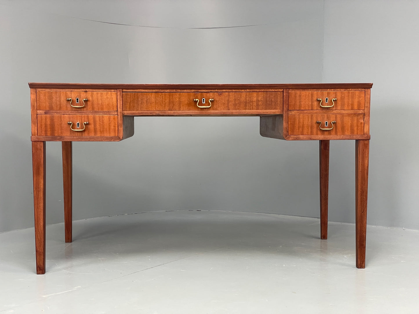 Vintage 1950s Mahogany Desk Mid Century Danish Drawers Brass EB10820