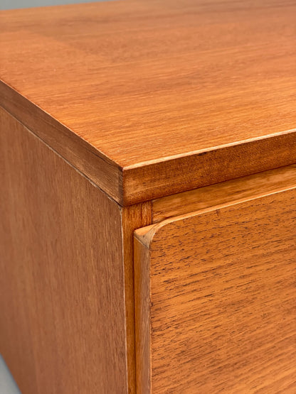 Vintage Teak Sideboard Unit Chest of Drawers By Beaver & Tapley 1980s Retro EB12825