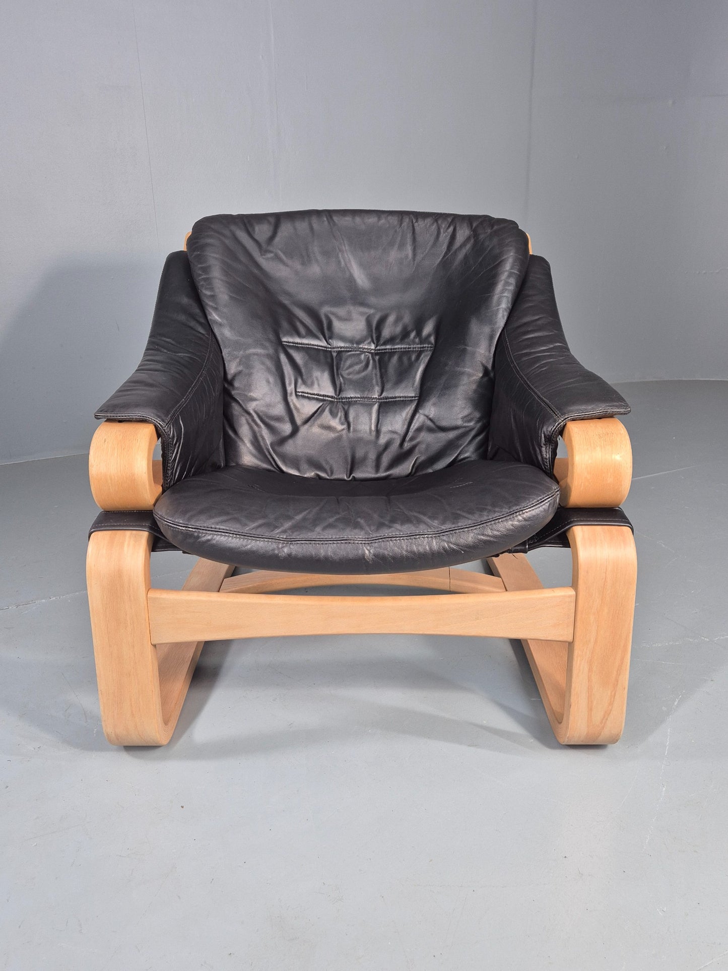 Vintage 1970s Lounge Chair Krokken By Fribytter Leather Bentwood Retro EB11998