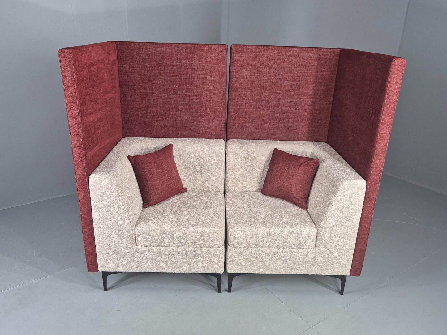 Vintage Moventi Booth sofa Red and Cream Quality Modern Design EB12576