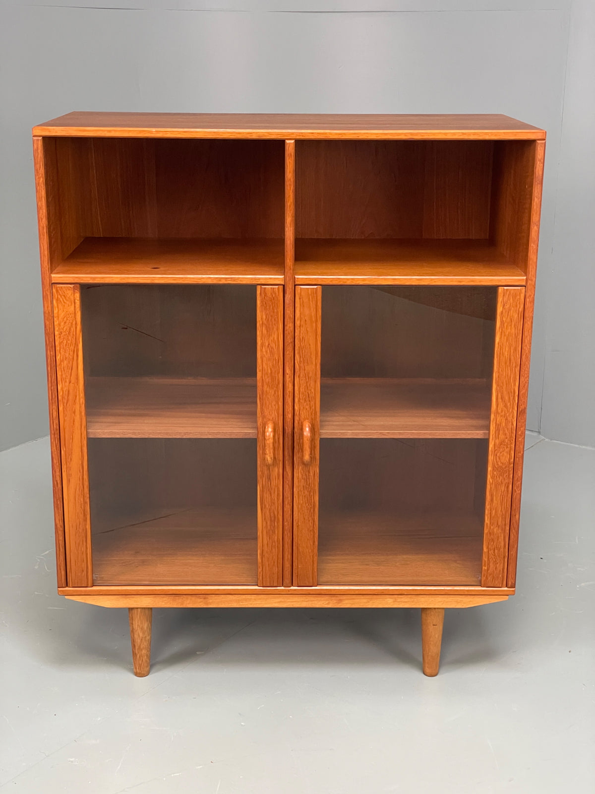 Vintage Teak Cabinet Danish 1970s Retro Mid Century Shelving Cupboard EB12965