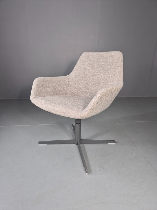 Vintage Swivel Tub Chair Hitch Mylius Modern Design Retro Cream EB12841