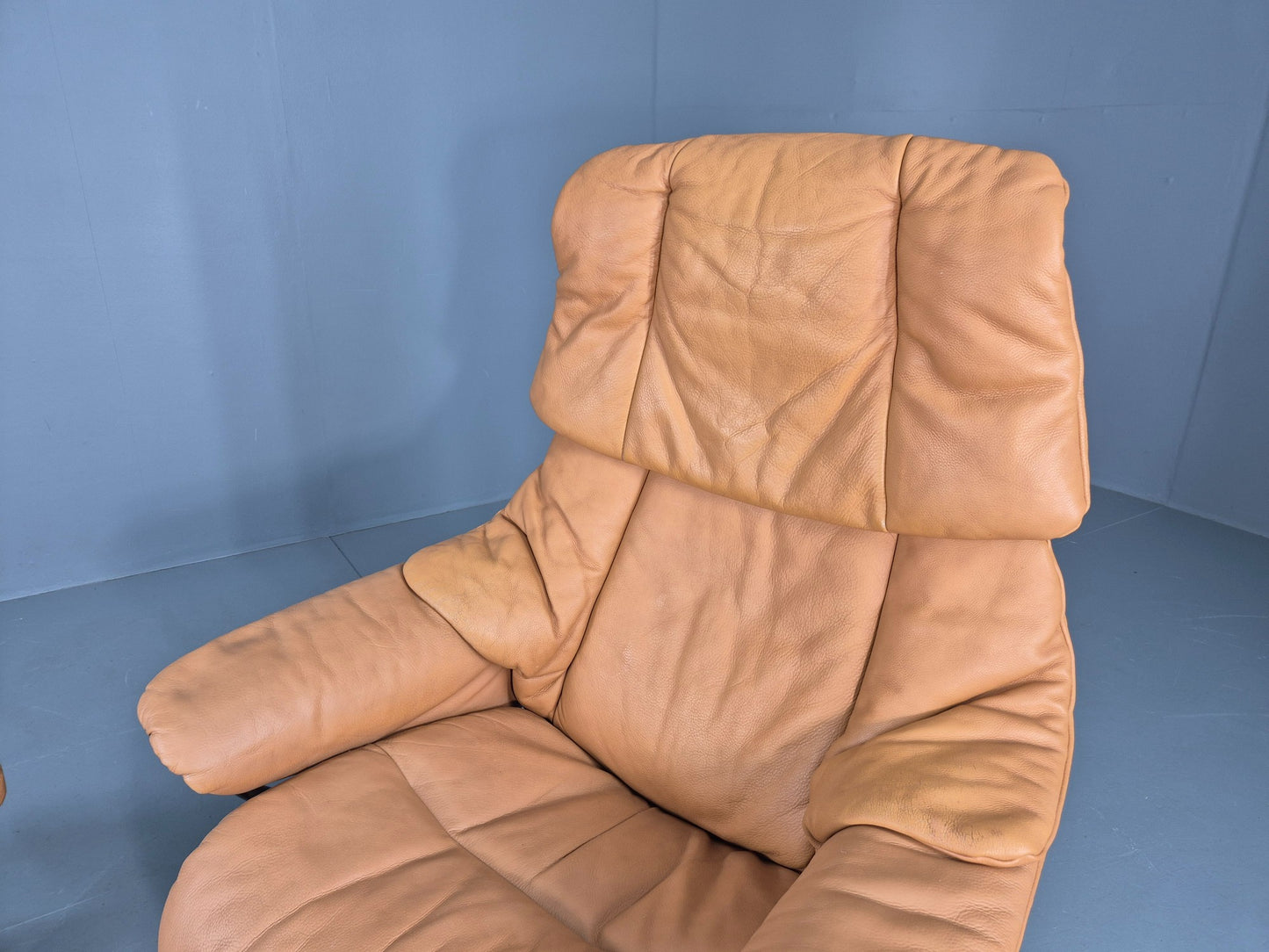 Vintage Stressless Reno Armchair with Matching Footstool Swivel Recline EB12589