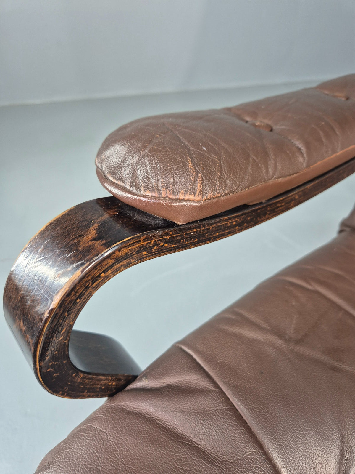 Vintage Danish Leather Swivel Based Lounge Chair 80s Retro Mid Century EB13086