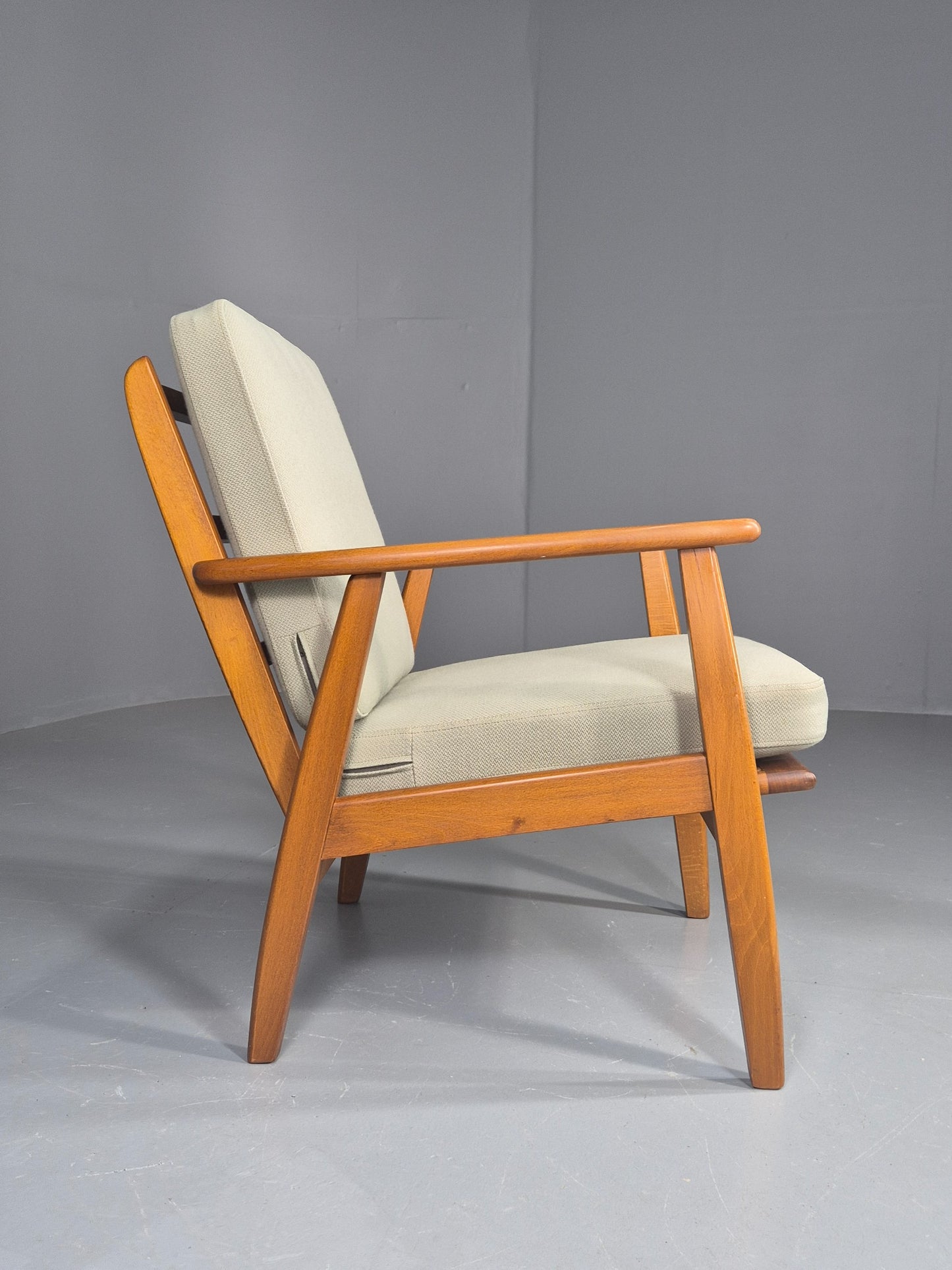Vintage Mid Century Danish lounge chair Beech Frame 1970s Retro EB11372