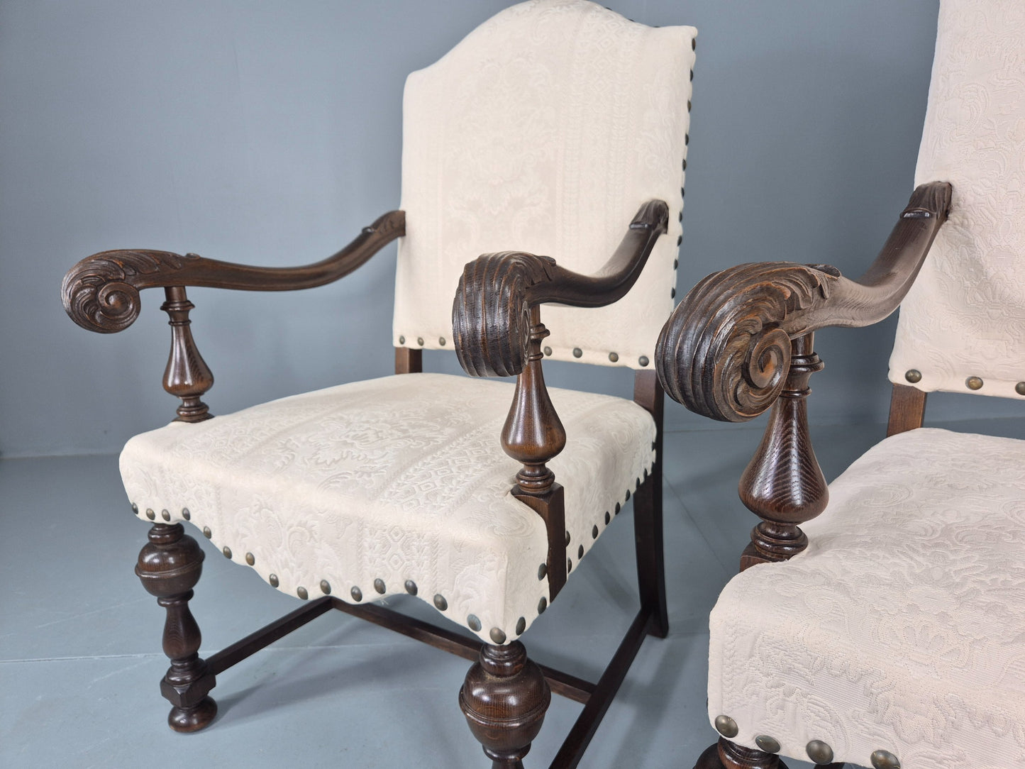 2 Vintage Carolean Style Oak Armchairs 1950s Danish Repro Quality Eb12641