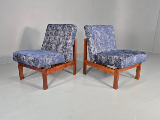 2 Vintage Lounge Chairs 1960s Mid Century Design Teak Frame Guy Rogers EB11848