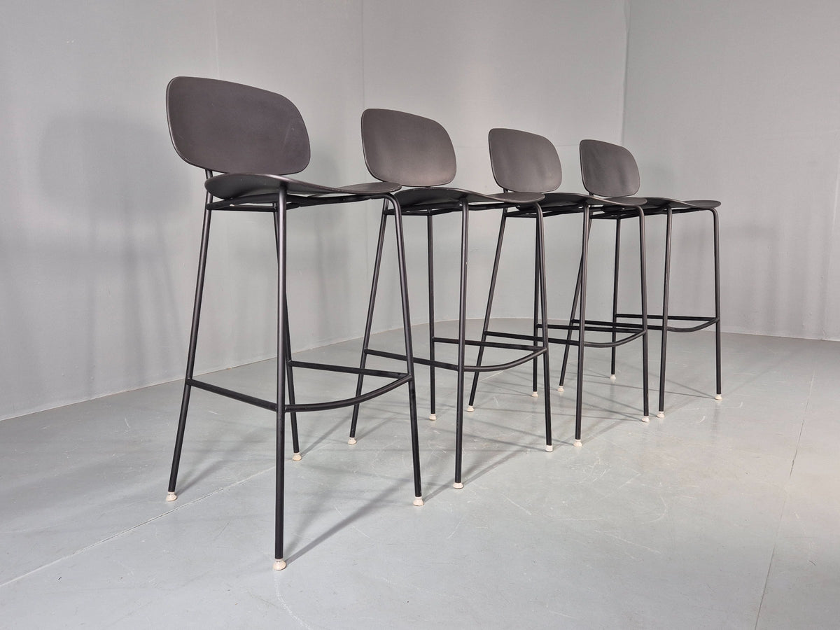 4 Tondina High Stools Infiniti Italian Design Black Plastic Pop Model  12998