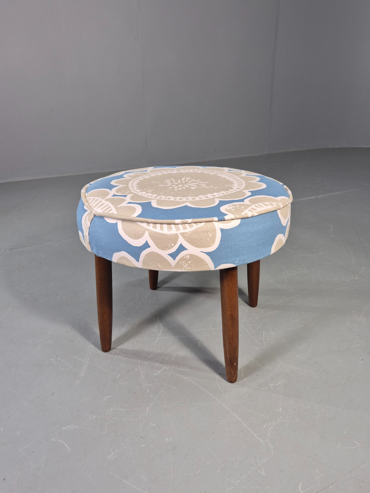 Vintage Danish 1960s Footstool with Floral Cotton Print Cover Retro MCM EB12786