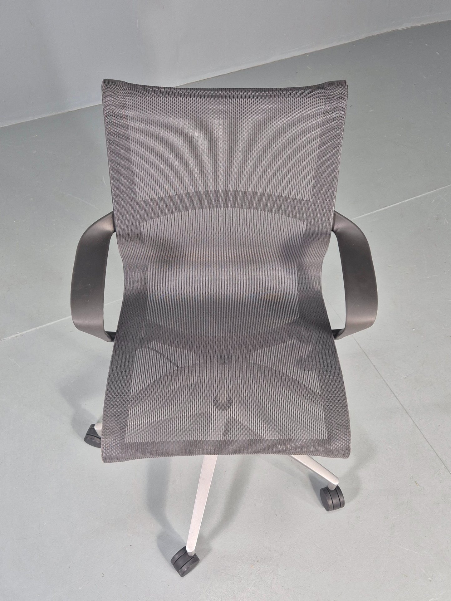 Herman Miller Setu Office Chair Modern design Quality Comfortable EB12571