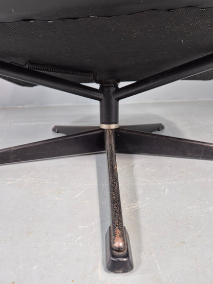 Vintage Black vinyl swivel Chair after the Press Room Chair Rietveld MCM EB06200
