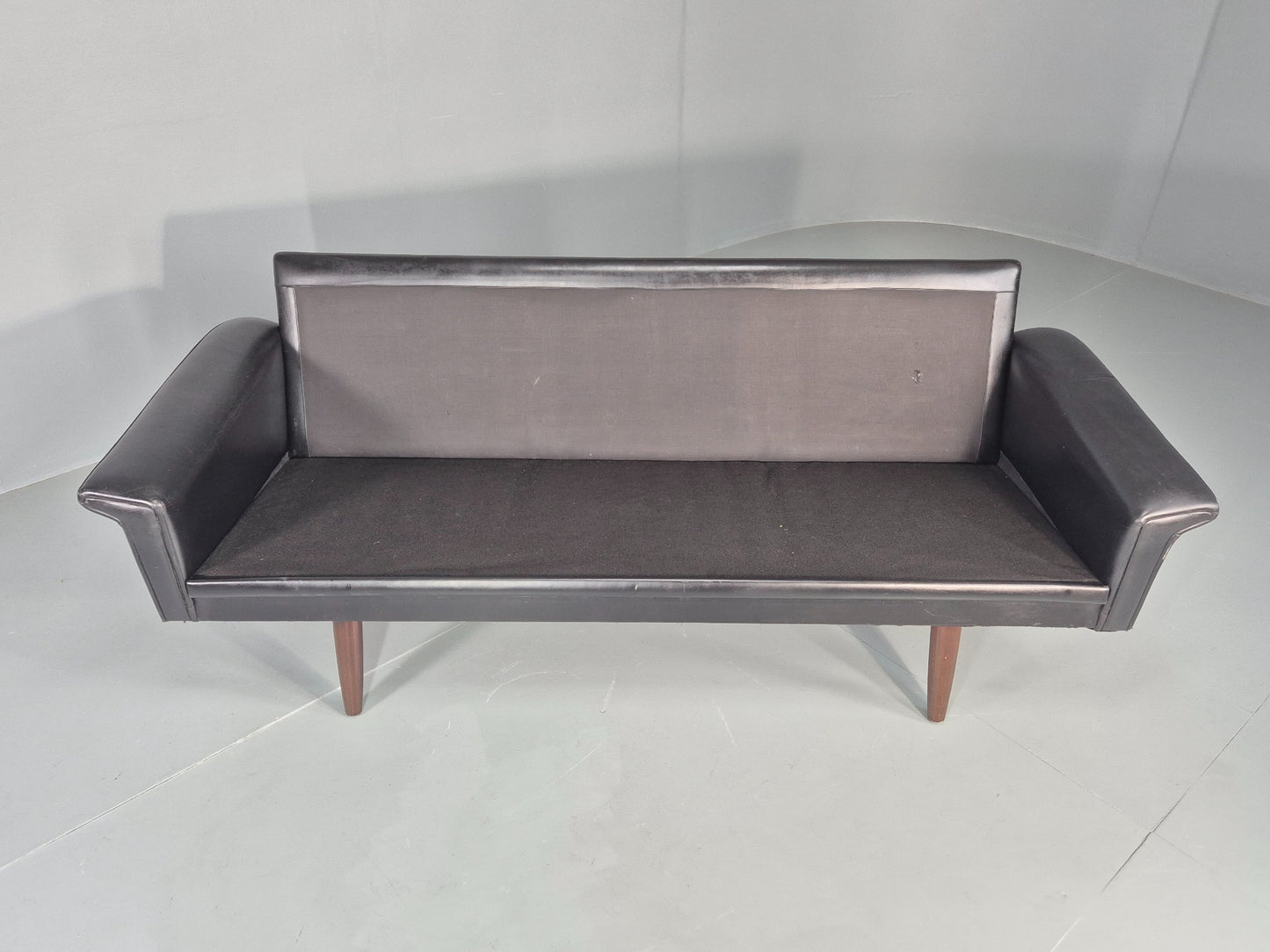 1960s 3-seater sofa Danish Design Black Leather Mid Century Retro Teak  EB10279