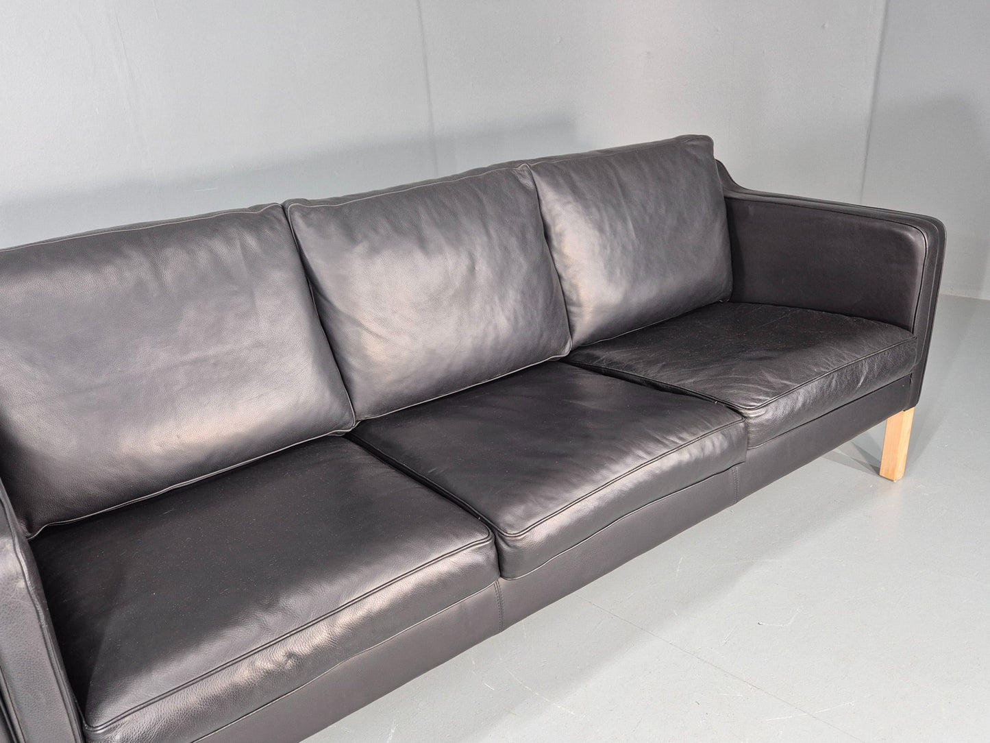 Vintage 3 Seater Sofa Danish Black Leather 1980s Retro Mid Century Style EB11938