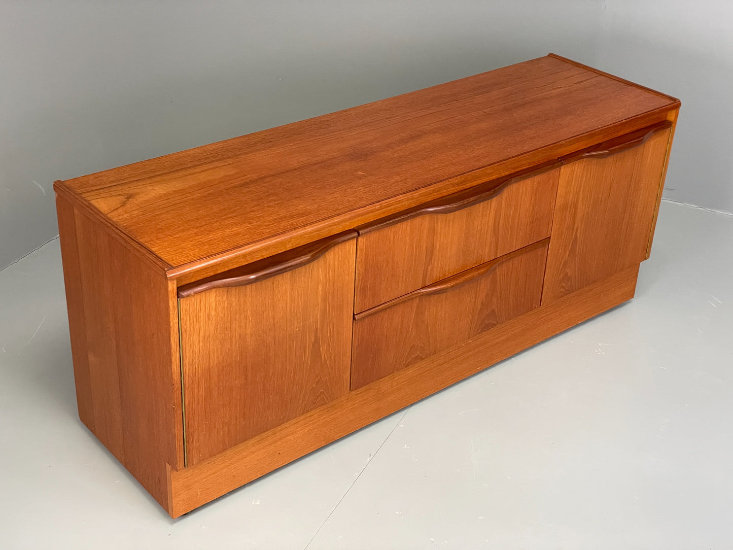 Vintage Teak Sideboard 1970s Retro Mid Century Drawers TV Unit EB12627