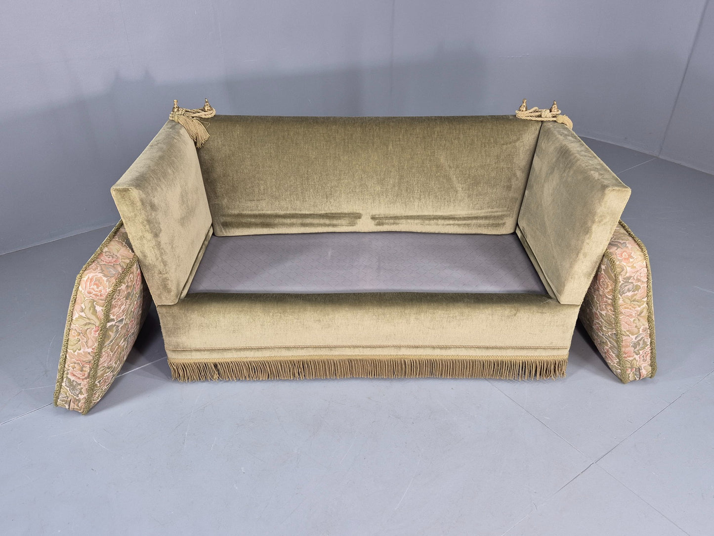 Vintage Danish Knole Sofa 2 Seater Green Velour Floral Cream Cushions EB12770