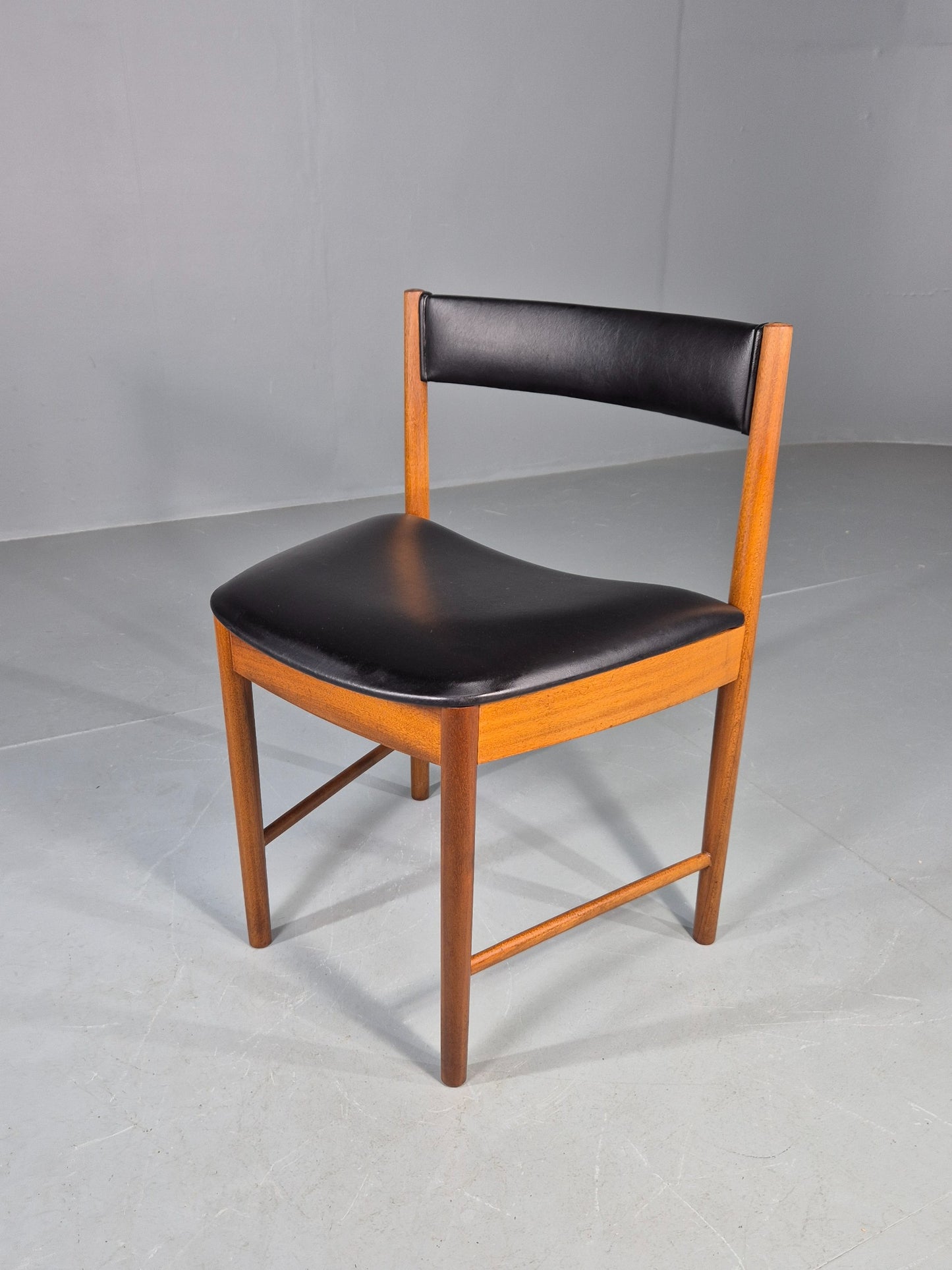 Vintage McIntosh Single Dining Chair Teak Vinyl Roundette Model Retro EB12180